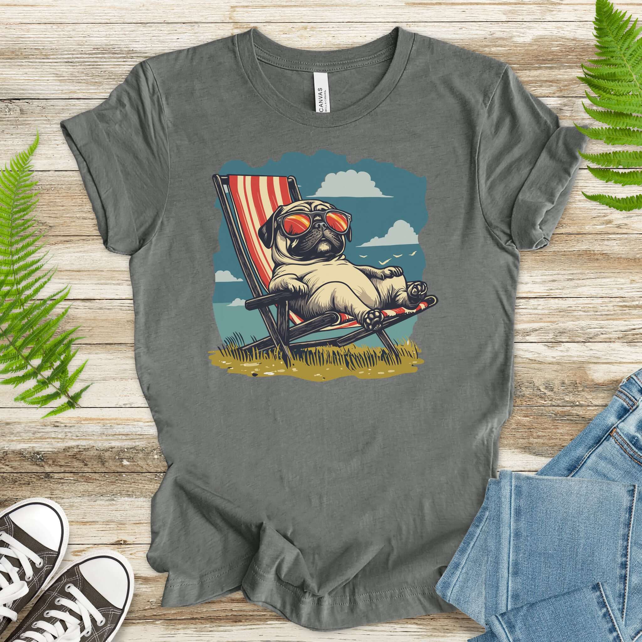 Lazy Pug T-Shirt – Chill Beach Vibes in Vintage Style