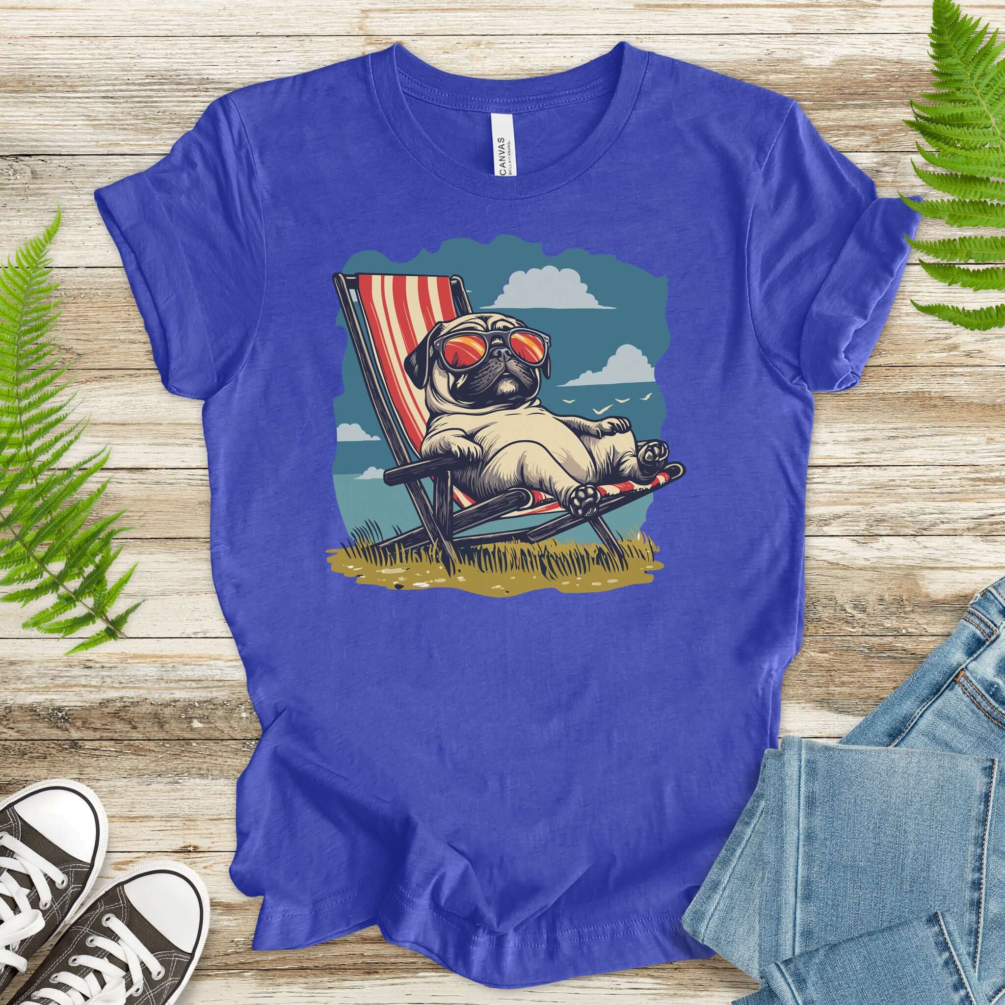 Lazy Pug T-Shirt – Chill Beach Vibes in Vintage Style