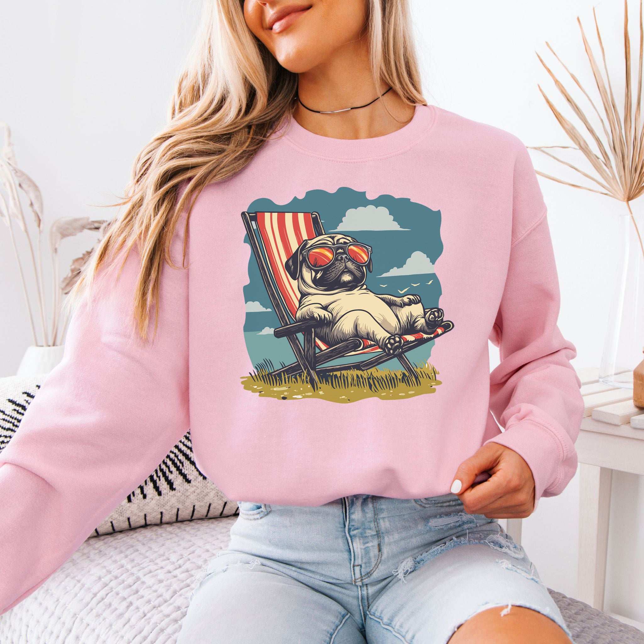 Lazy Pug Sweatshirt – Chill Vintage Beach Vibes for Dog Lovers