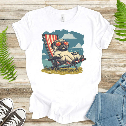 Lazy Pug T-Shirt – Chill Beach Vibes in Vintage Style