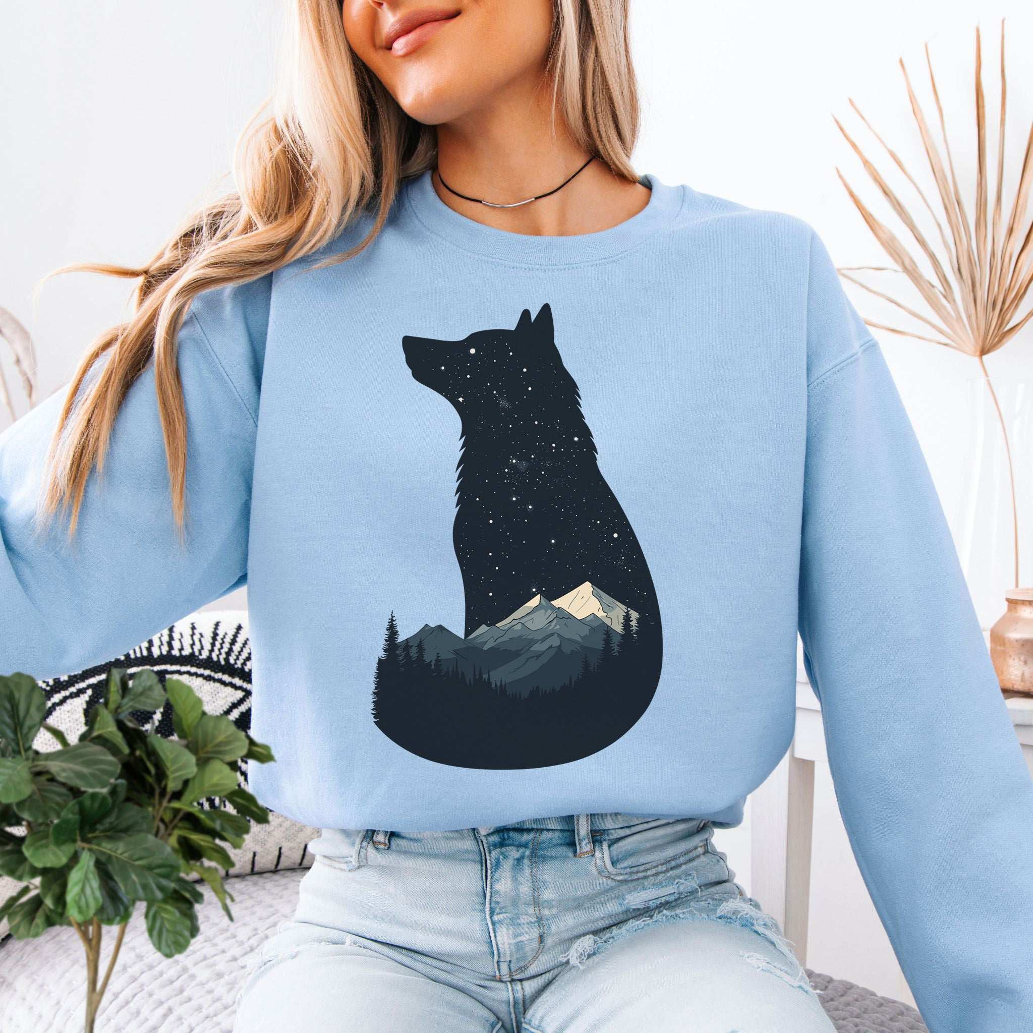 Wolf Silhouette Night Mountain Sweatshirt – Wild & Free Spirit Animal Design