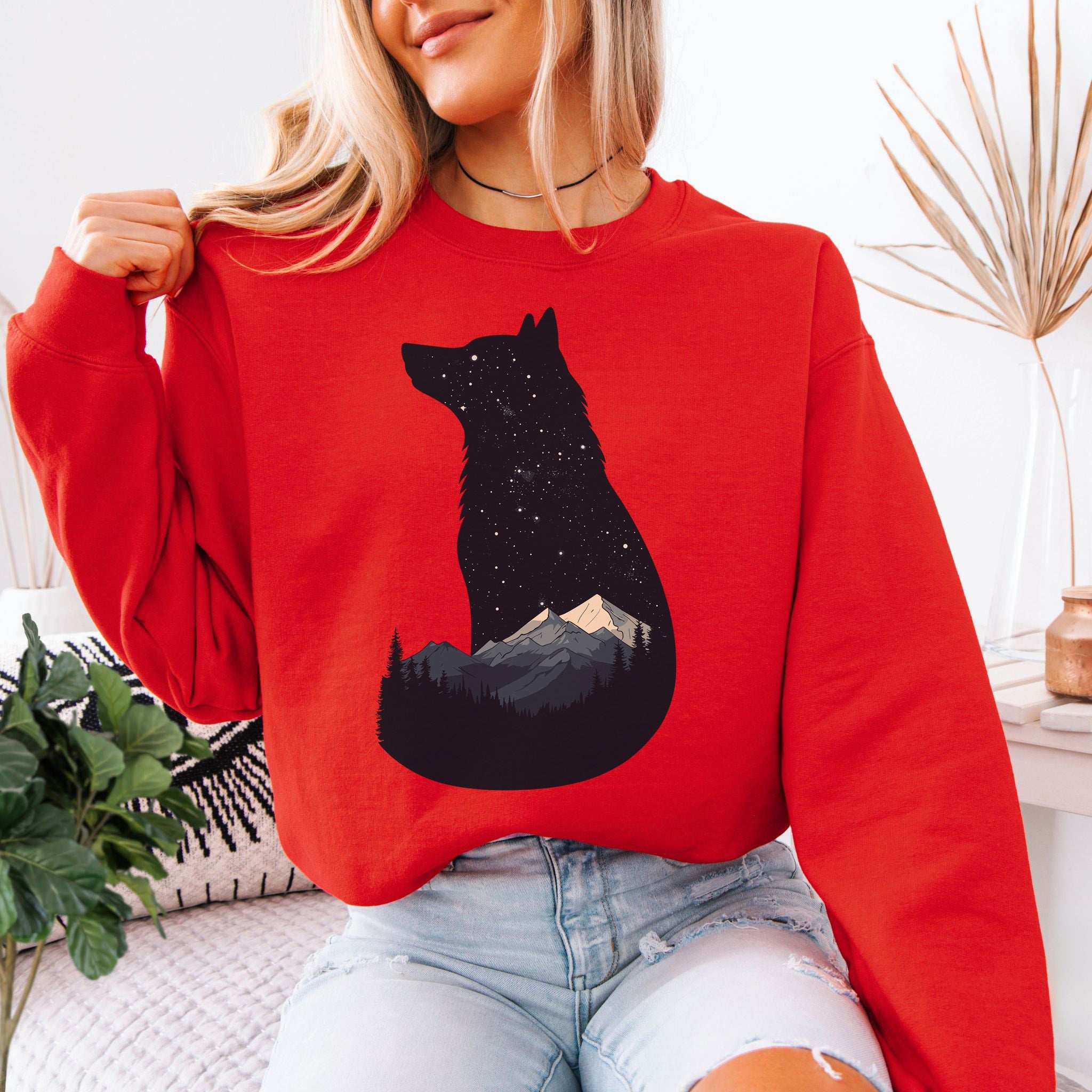 Wolf Silhouette Night Mountain Sweatshirt – Wild & Free Spirit Animal Design