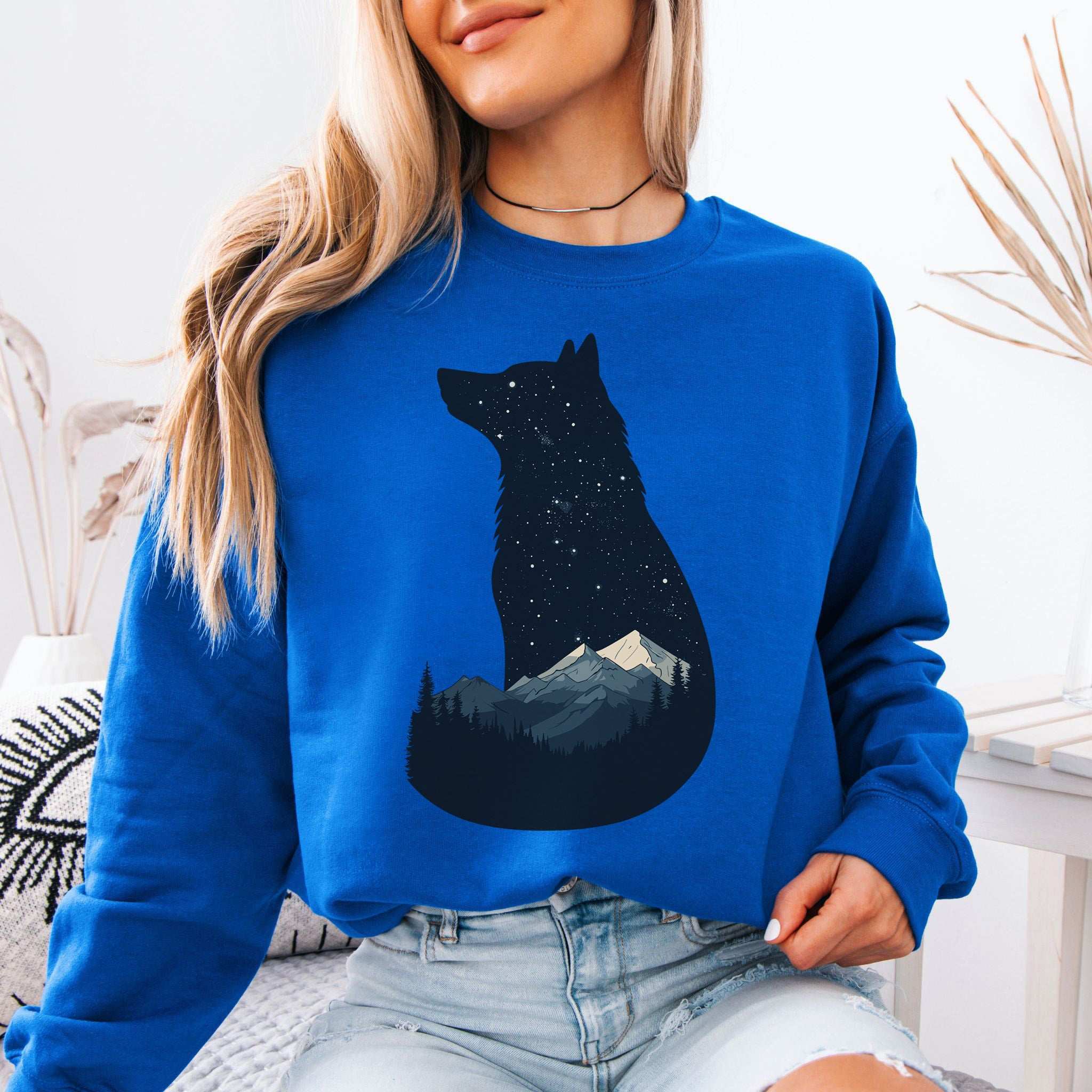 Wolf Silhouette Night Mountain Sweatshirt – Wild & Free Spirit Animal Design