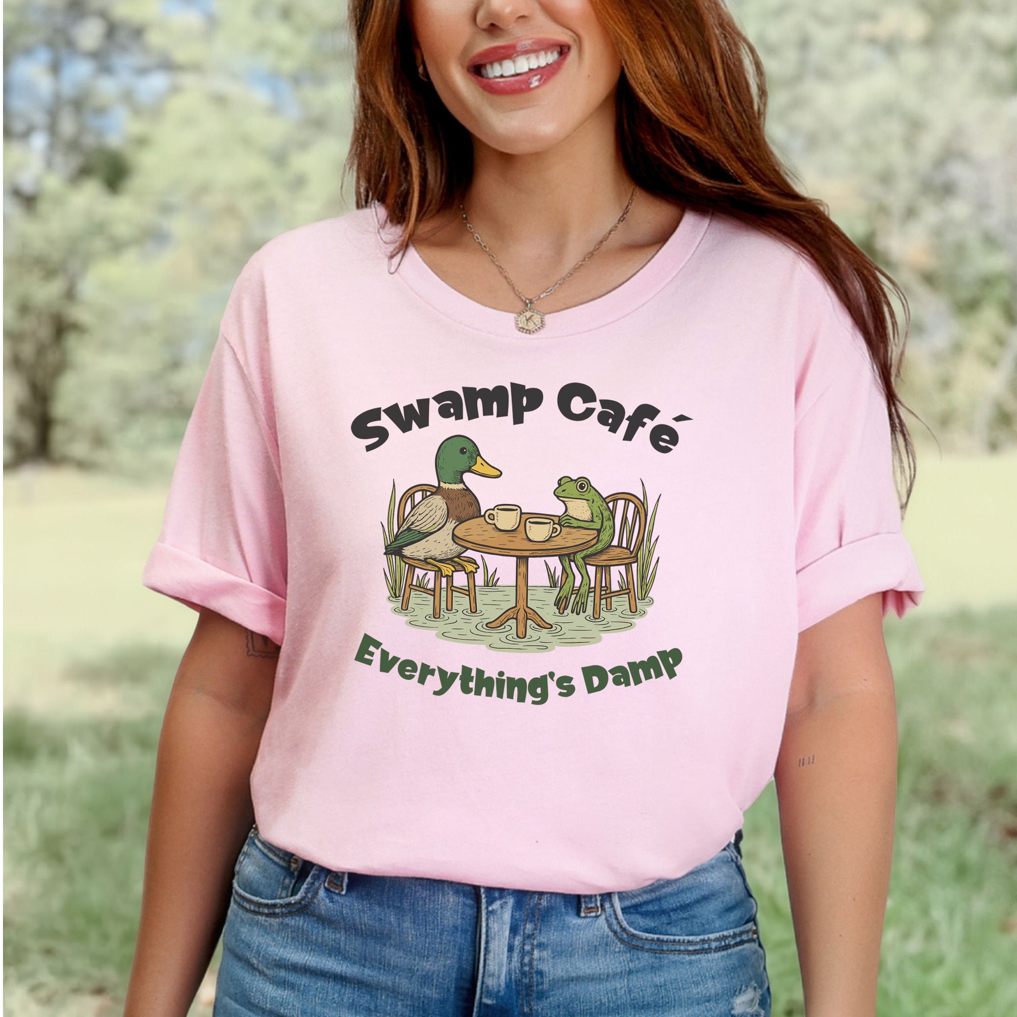 Swamp Café Funny Frog & Duck Coffee T-Shirt – Retro Nature Meme Gift