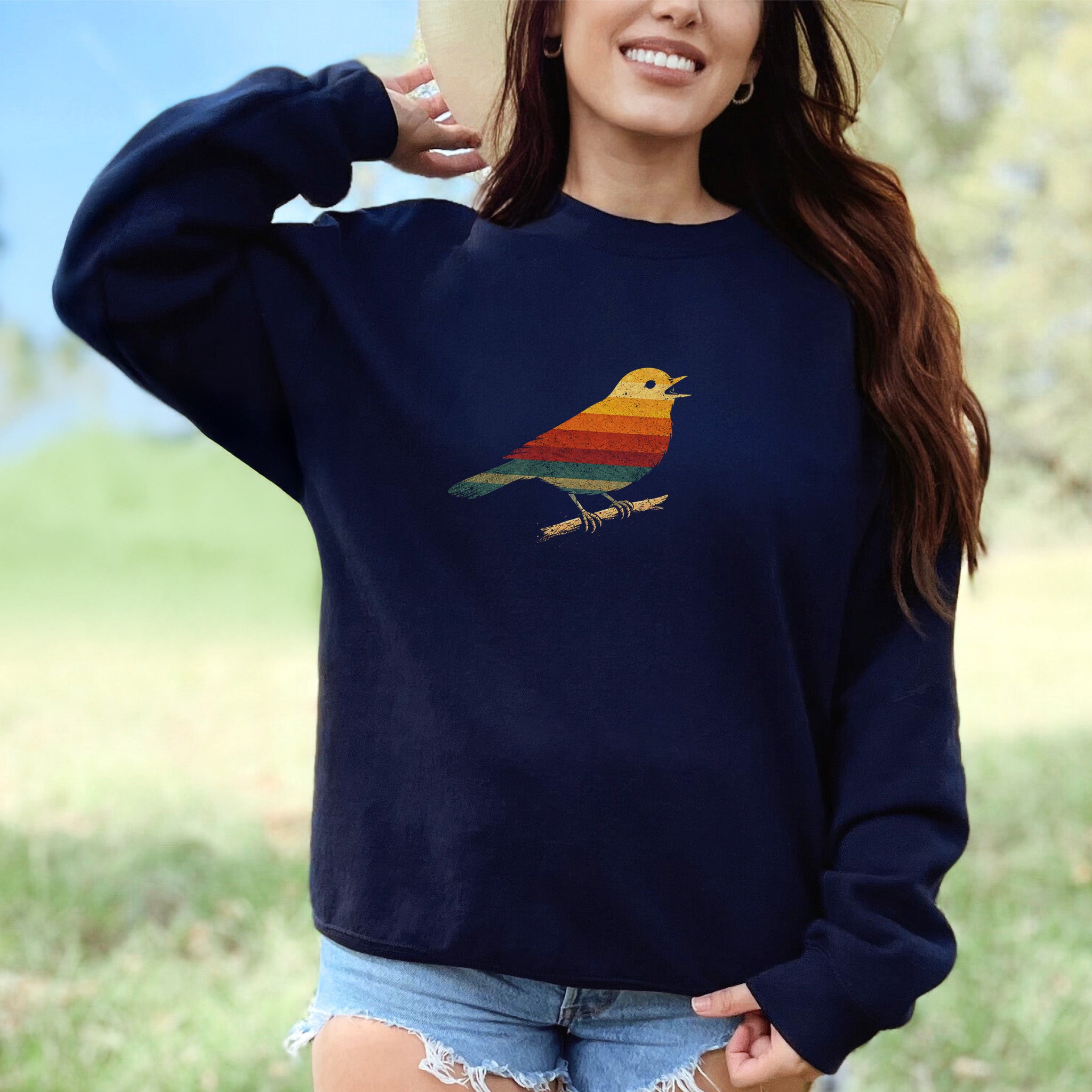 Vintage Rainbow Bird Retro Minimalist Birdwatcher Vibes Sweatshirt